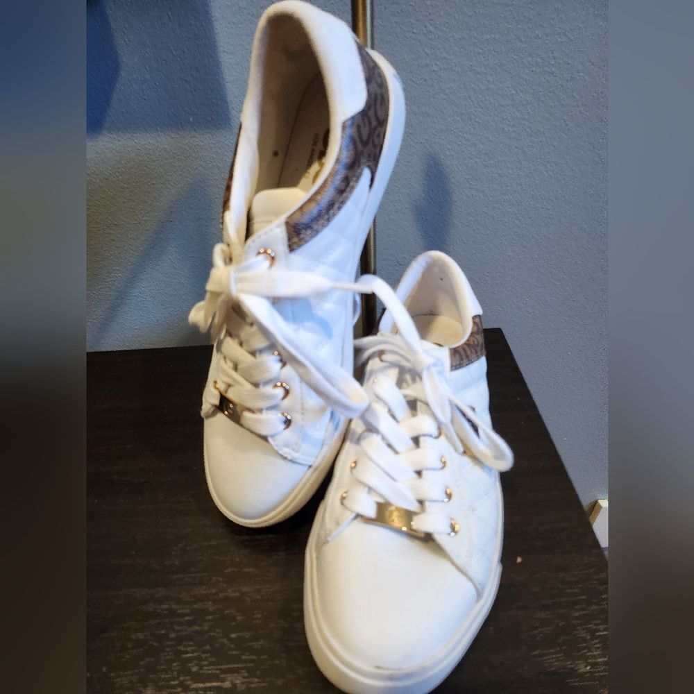 Guess White Women's Casual Lace-Up Sneakers with Brown Accent
